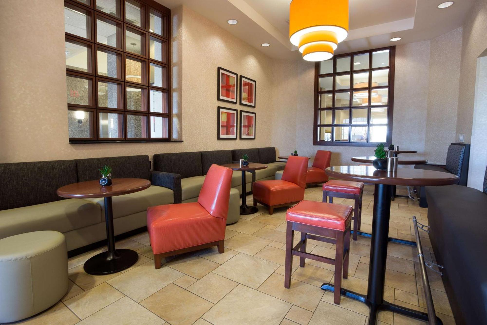 Drury Inn & Suites Columbus 그로브 시티 외부 사진