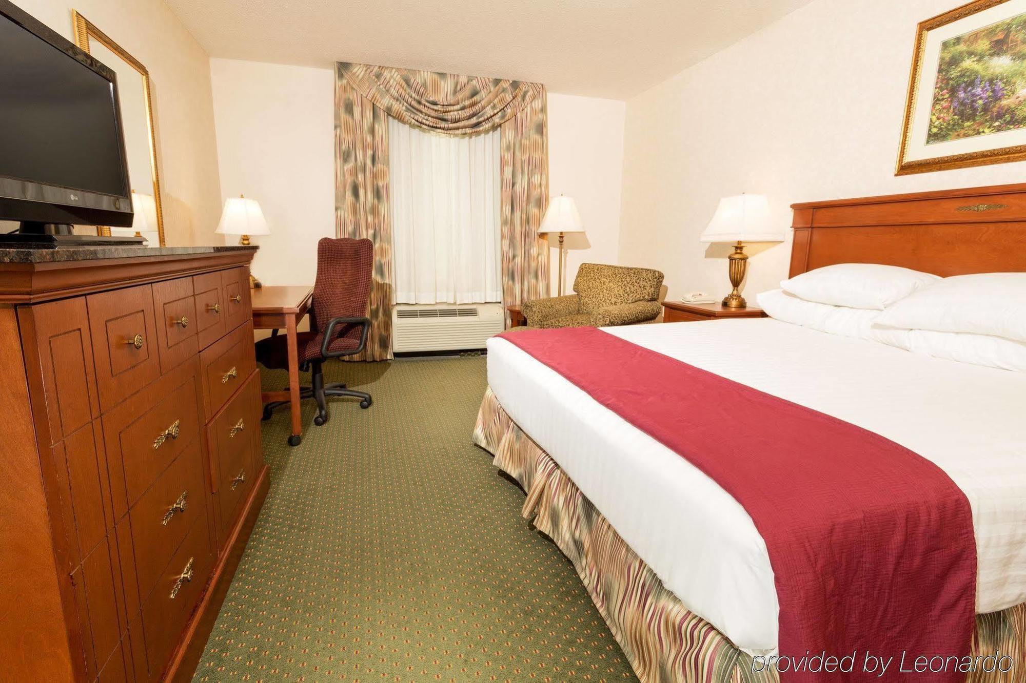 Drury Inn & Suites Columbus 그로브 시티 외부 사진